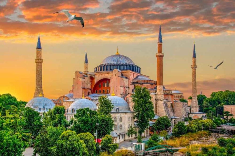 استانبول – درباره هتل تایتانیک سیتی تکسیم